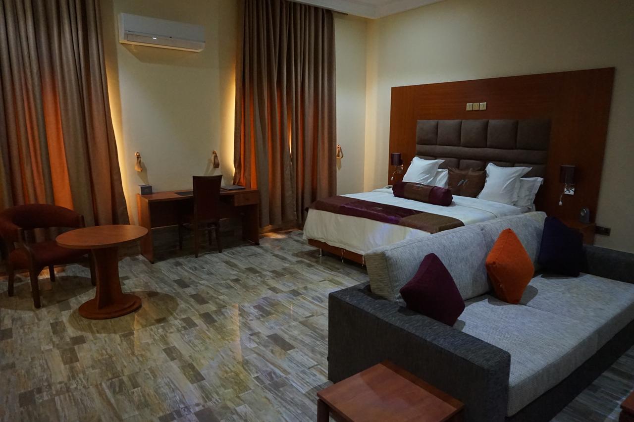 Aenon Suites Oshogbo Zewnętrze zdjęcie